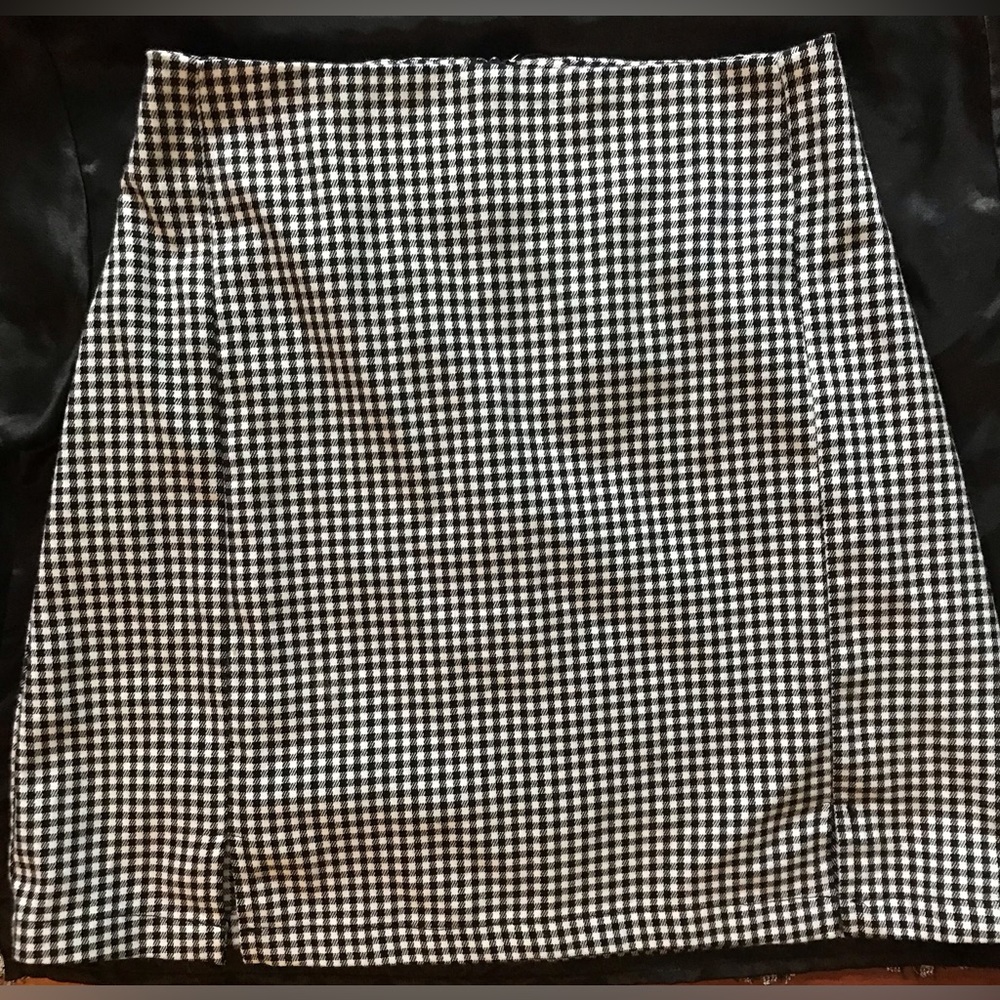 Brandy Melville John Galt Mini Skirt Black White Gingham Plaid 90s Y2K XS